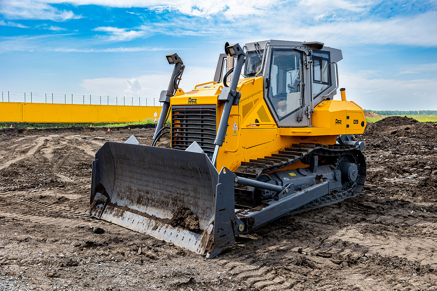 Бульдозер D9