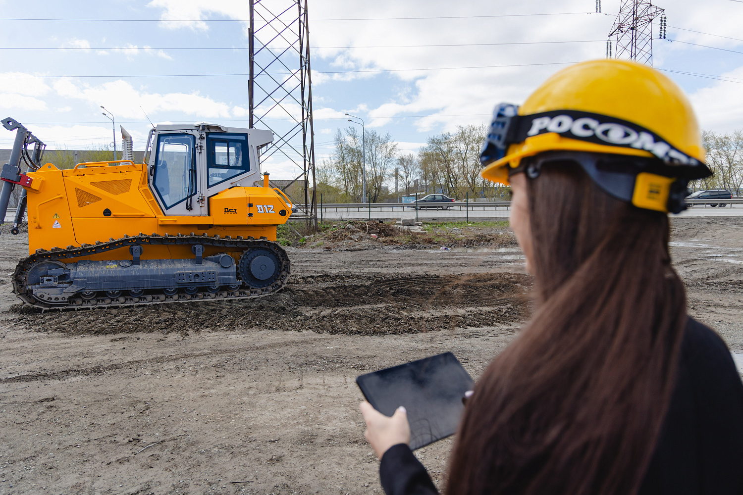 ДСТ-УРАЛ встречает профориентационную экскурсию для 40 челябинских старшеклассников