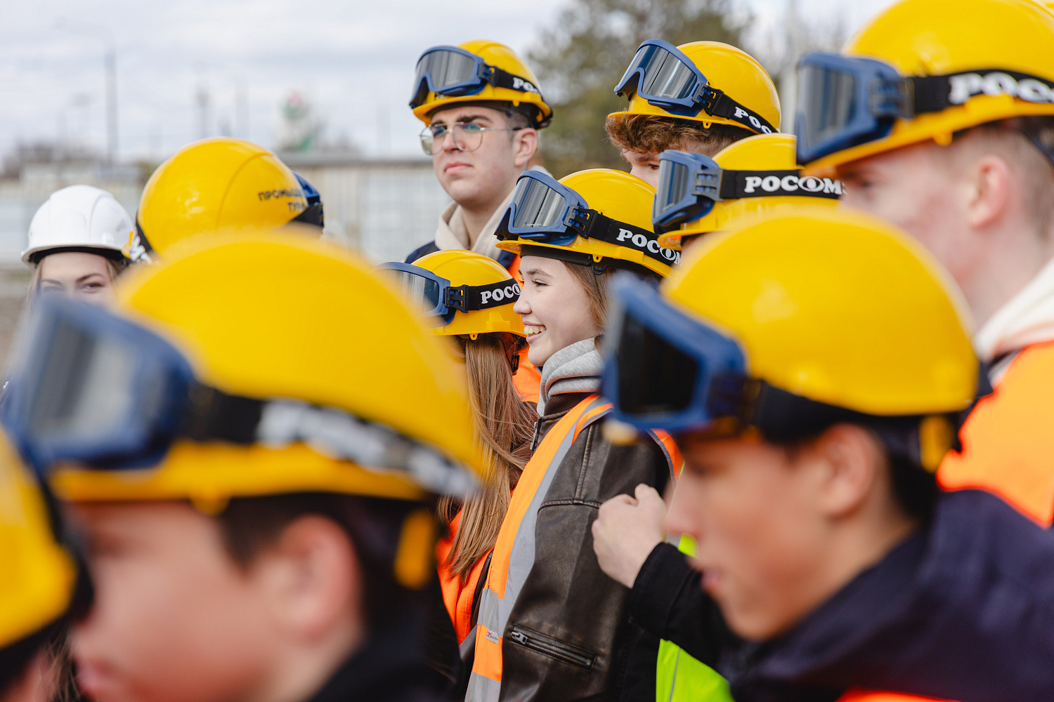 ДСТ-УРАЛ встречает профориентационную экскурсию для 40 челябинских старшеклассников