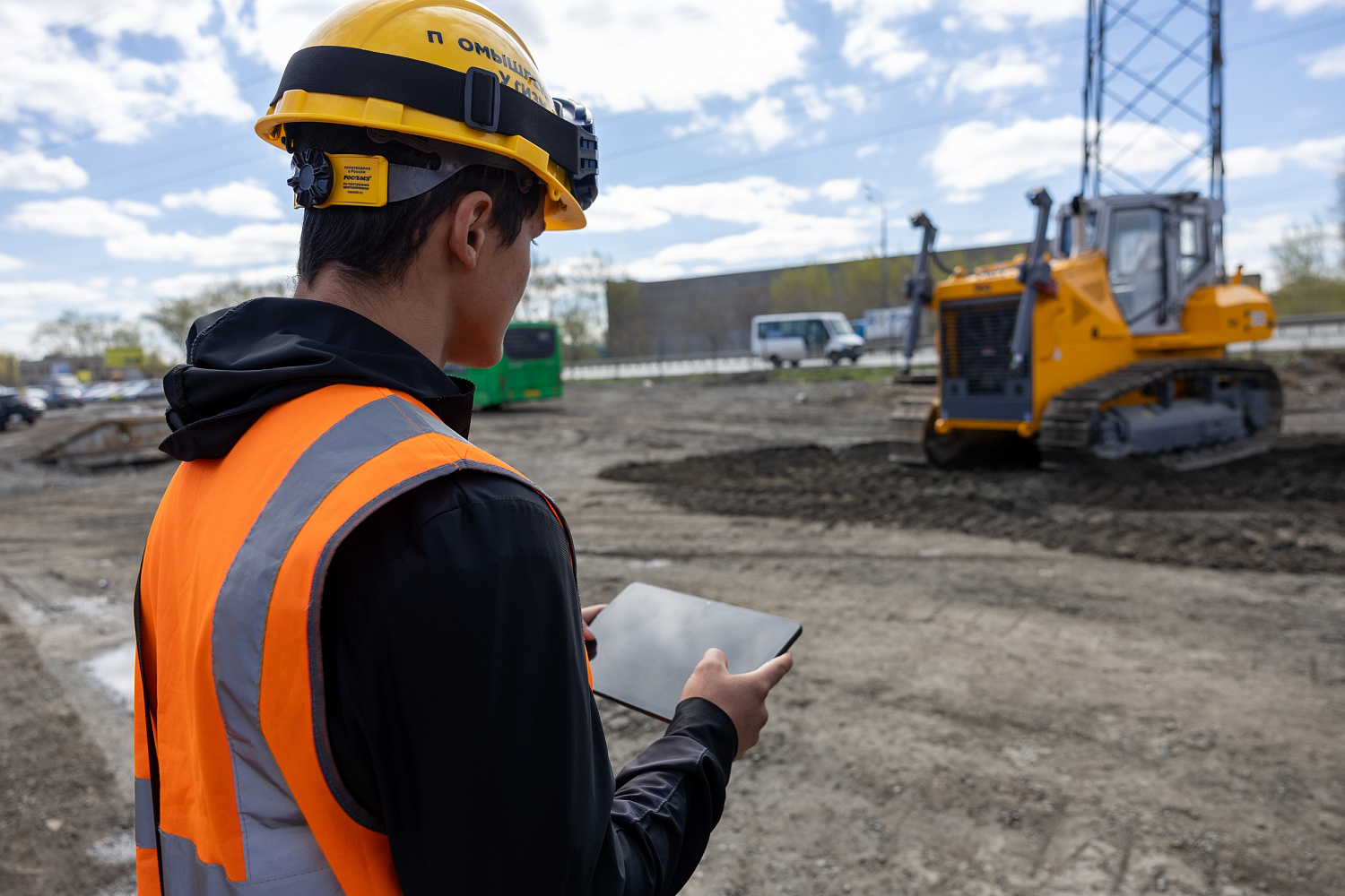 ДСТ-УРАЛ встречает профориентационную экскурсию для 40 челябинских старшеклассников